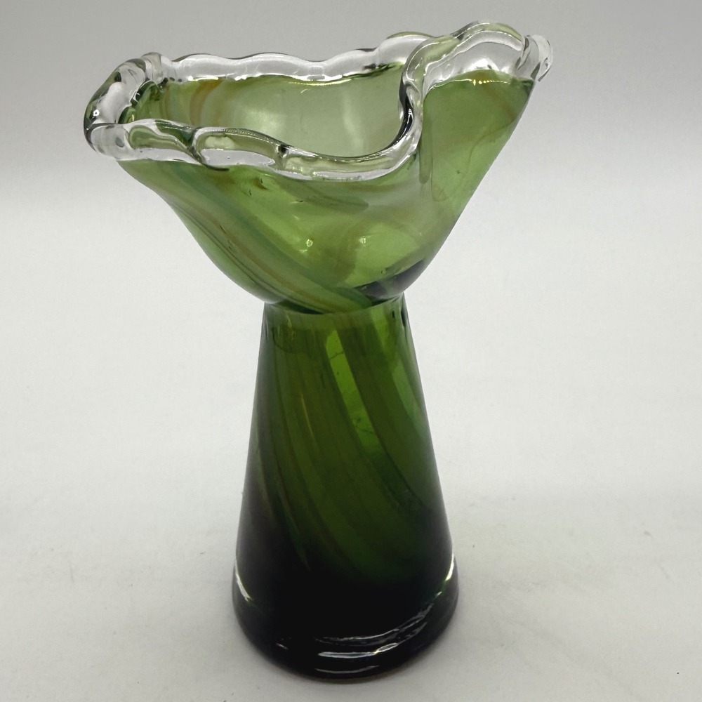 Vintage 70s Art Glass Vase Green Swirl Ruffled Jack in Pulpit Hand Blown